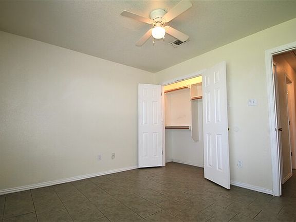 4th image of 419 N Blue Jay Ct