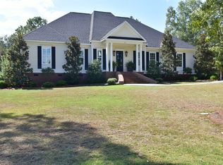 100 Partridge Cir, Leesburg, GA 31763