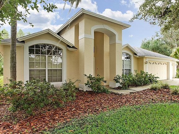 2nd image of 9806 Cypress Shadow Ave