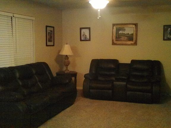 3rd image of 116 Bowie Cir
