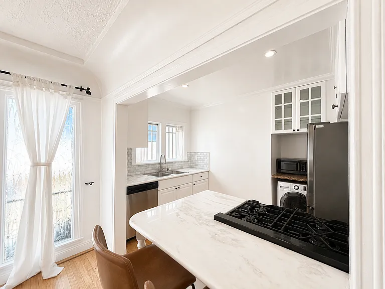 837 5th St #8371 — Photo 9