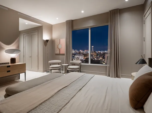 200 East 20th Street PHA image 3 of 14