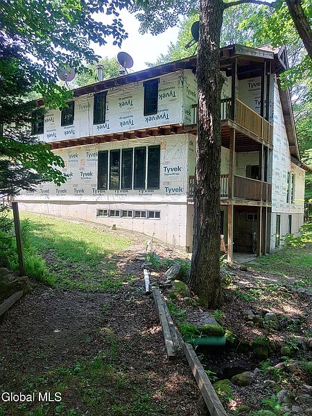 5th image of 678 Dippikill Road