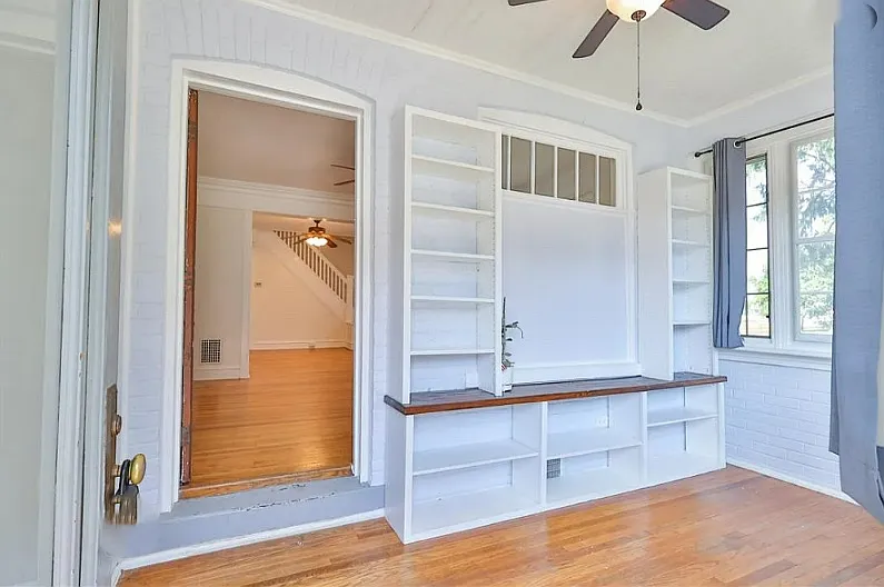 3 bed, 1.5 bath, 1232 sqft, $2,250 — Photo 3