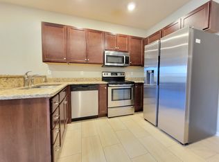 807 1st St SW #9, Rochester, MN 55902