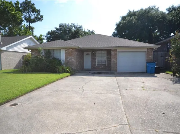 240 Dianne Dr, Saint Rose, LA 70087