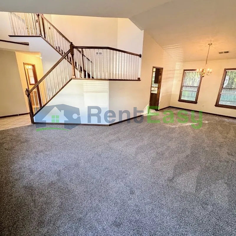 3 bed, 2.5 bath, 1990 sqft, $2,795 — Photo 2