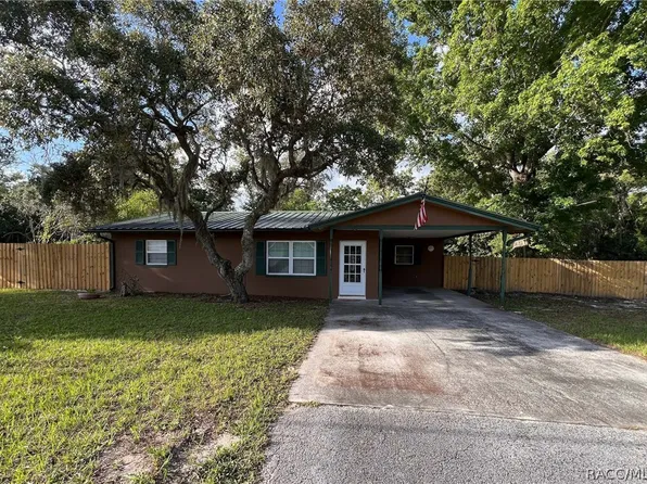 7660 W Tropical Ln, Homosassa, FL 34448