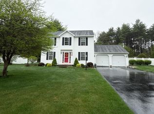 9 Fawn Ln, Queensbury, NY 12804