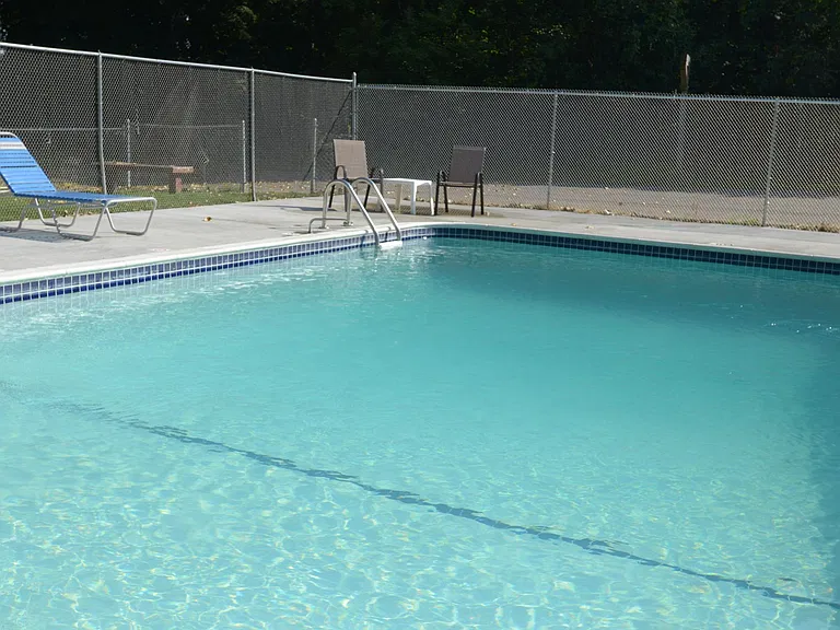 Ravine Apartments — Photo 26