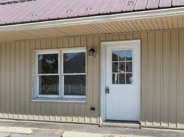 185 N Main St #6, Biglerville, PA 17307