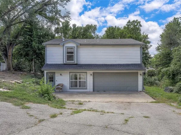 3107 W 9th St, Lawrence, KS 66049