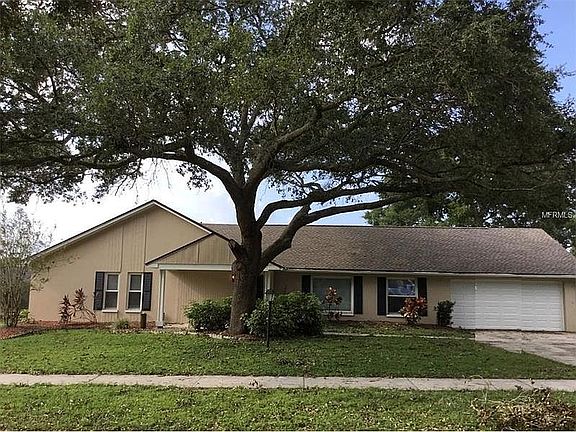 2nd image of 2210 Spyglass Hill Cir