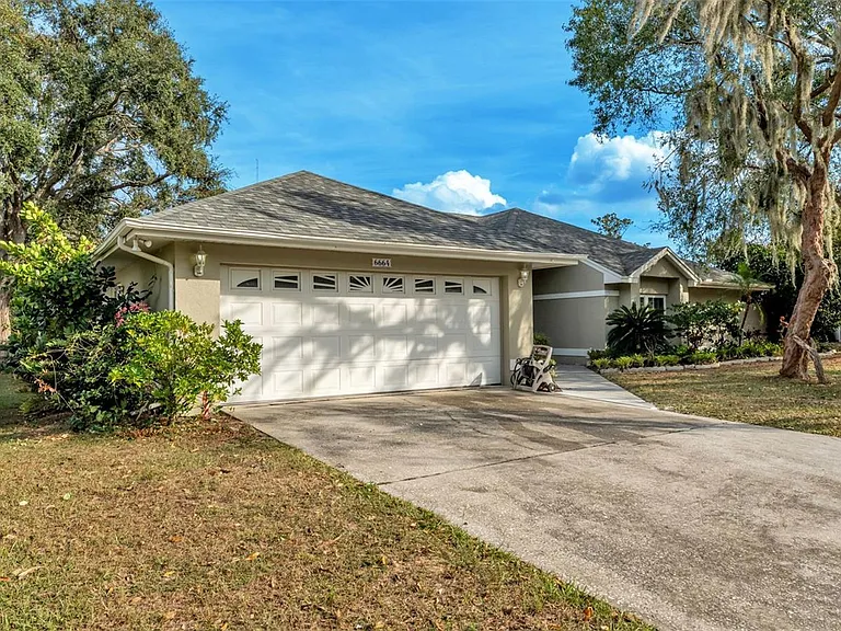 6664 Chadron Ct — Photo 2