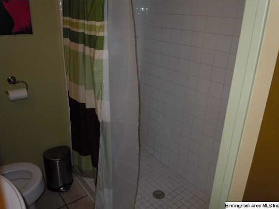 2nd image of 119 Dale Ln