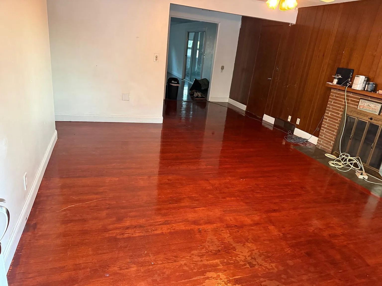 4 bed, 2190 sqft, $3,750 — Photo 3