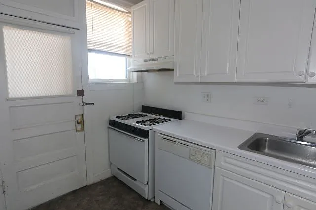 639 W Cornelia Ave #N3 — Photo 4