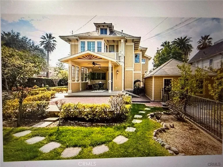 511 Cajon St — Photo 3
