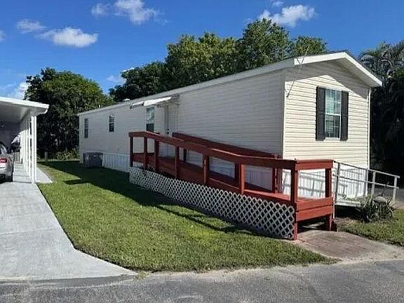 5th image of 2990 SW 53rd Ave