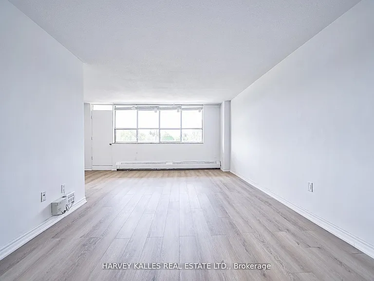 2000 Sheppard Ave W #1208 — Photo 9