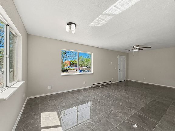 5th image of 1309 Rufina Ln Unit 2