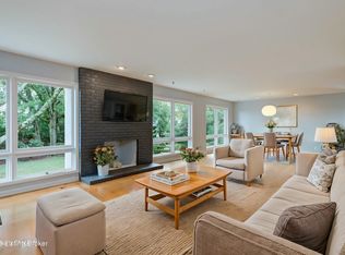 3224 Five Oaks Pl, Louisville, KY 40207