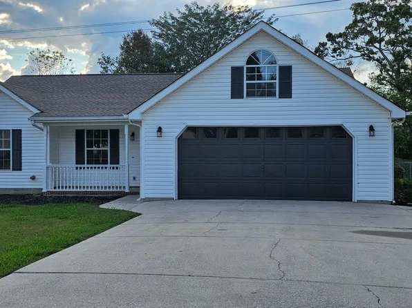 340 Sage Brush Ln, Rossville, GA 30741