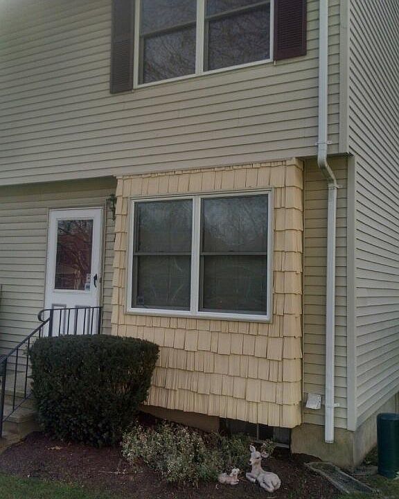 2nd image of 14 Windwood Dr