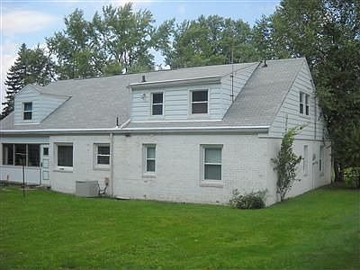 2nd image of 797 Wildwood Dr