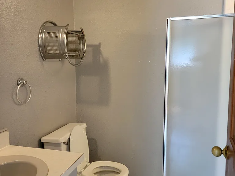 4113 Telegraph Rd — Photo 7
