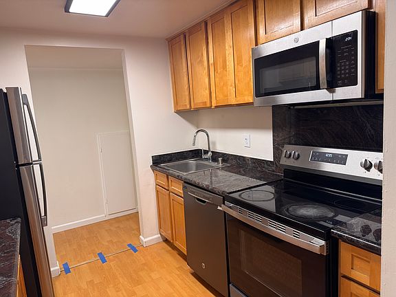 2nd image of 39908 Fremont Blvd