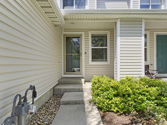 3rd image of 7855 S Kalispell Circle