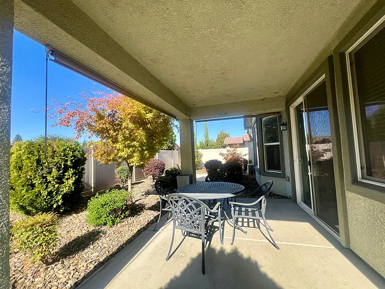 2439 Rockbrook Ln — Photo 3