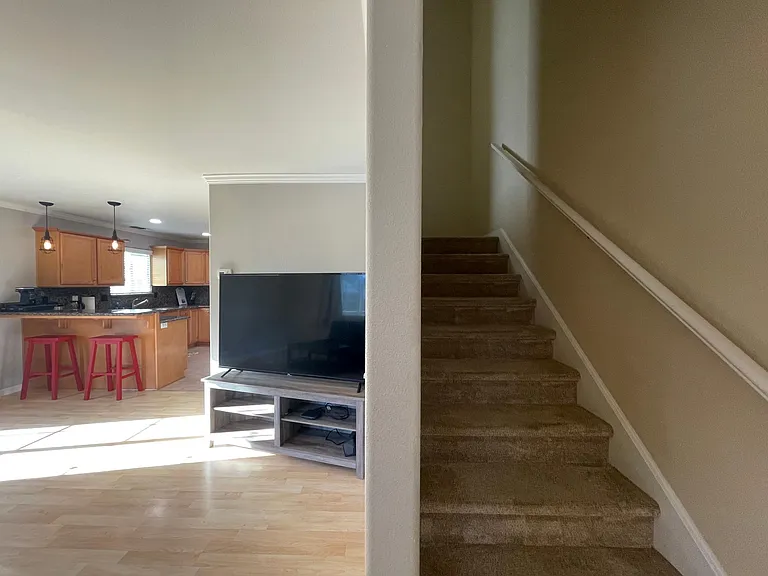 850B Shearer St — Photo 16