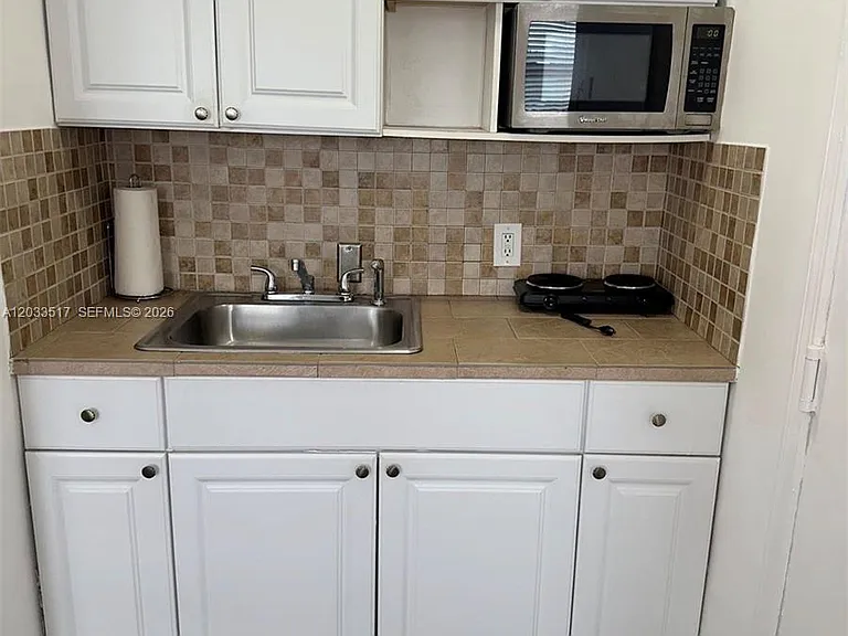 3801 Indian Creek Dr #301 — Photo 7