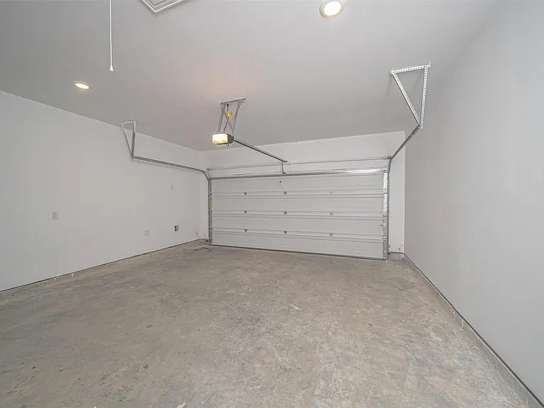 2515 Olivine Stone Dr — Photo 27