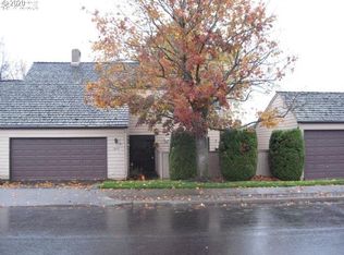 12635 NE Shaver St, Portland, OR 97230