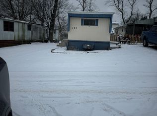 124 Manor Ln, New Brighton, PA 15066