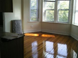 170 Hemenway St #18J, Boston, MA 02115