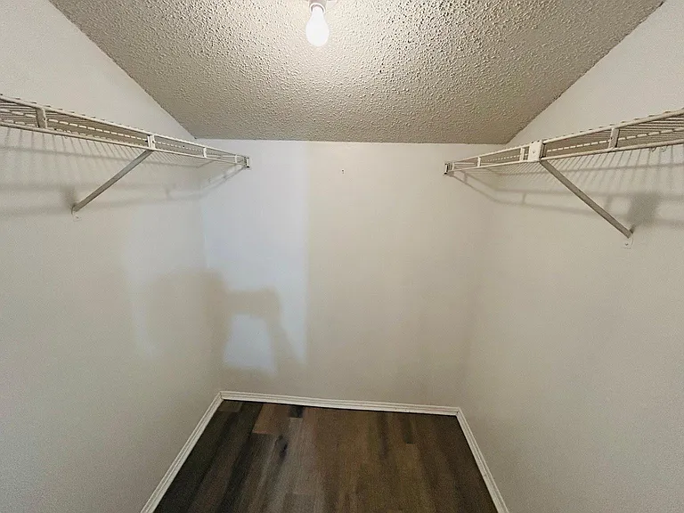 1908 Lake Atriums Cir #9 — Photo 5