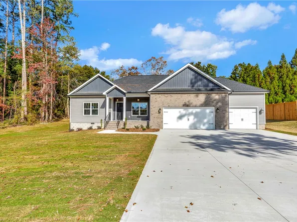 617 Regency Cir, Anderson, SC 29625