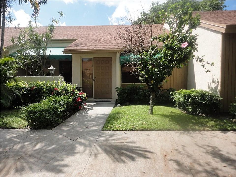 1st image of 1021 NW 79th Avenue #107