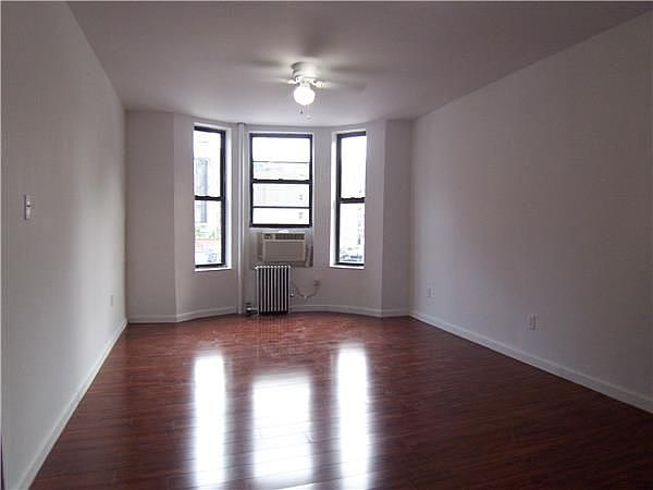 1st image of 390 Broome St APT 5