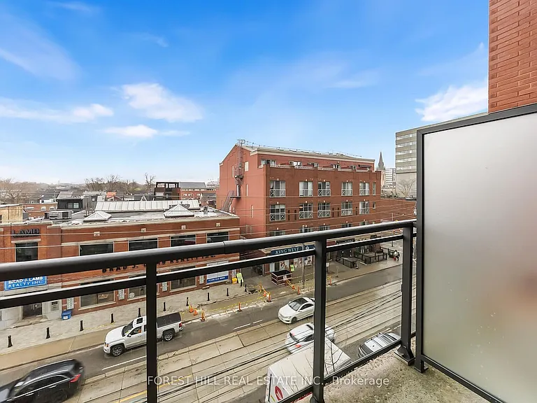 775 King St W #425 — Photo 19