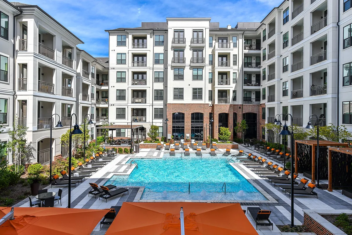 Building Photo - The Gateway Chastain