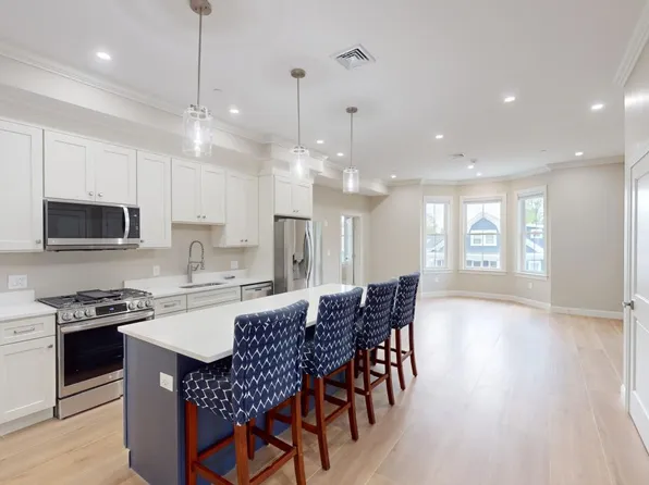 105 Hooker St #1, Allston, MA 02134