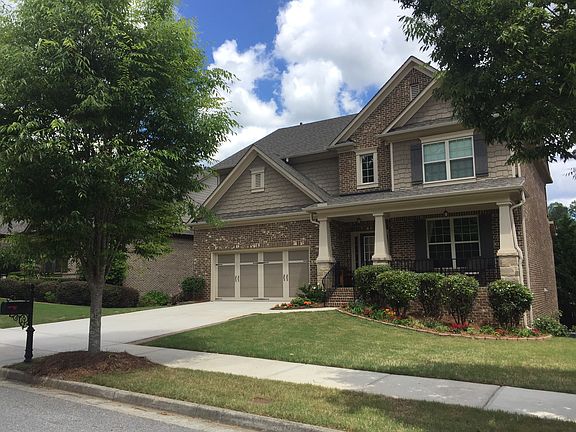 Treelined streets throughout