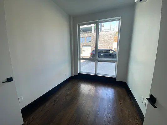 Rented by Yup Realty LLC | media 6
