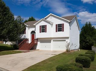 5557 Parkfield Ct, Lithonia, GA 30058