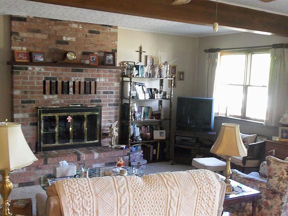 2nd image of 6416 Lakeview Blvd